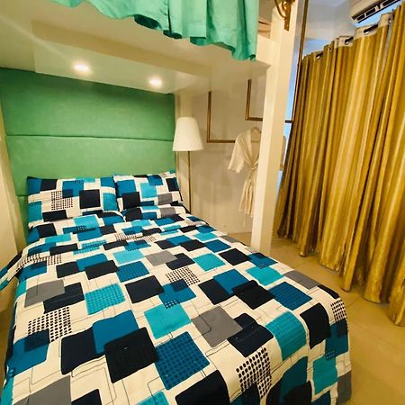 Tiffany Room At Shell Residences Manila Esterno foto